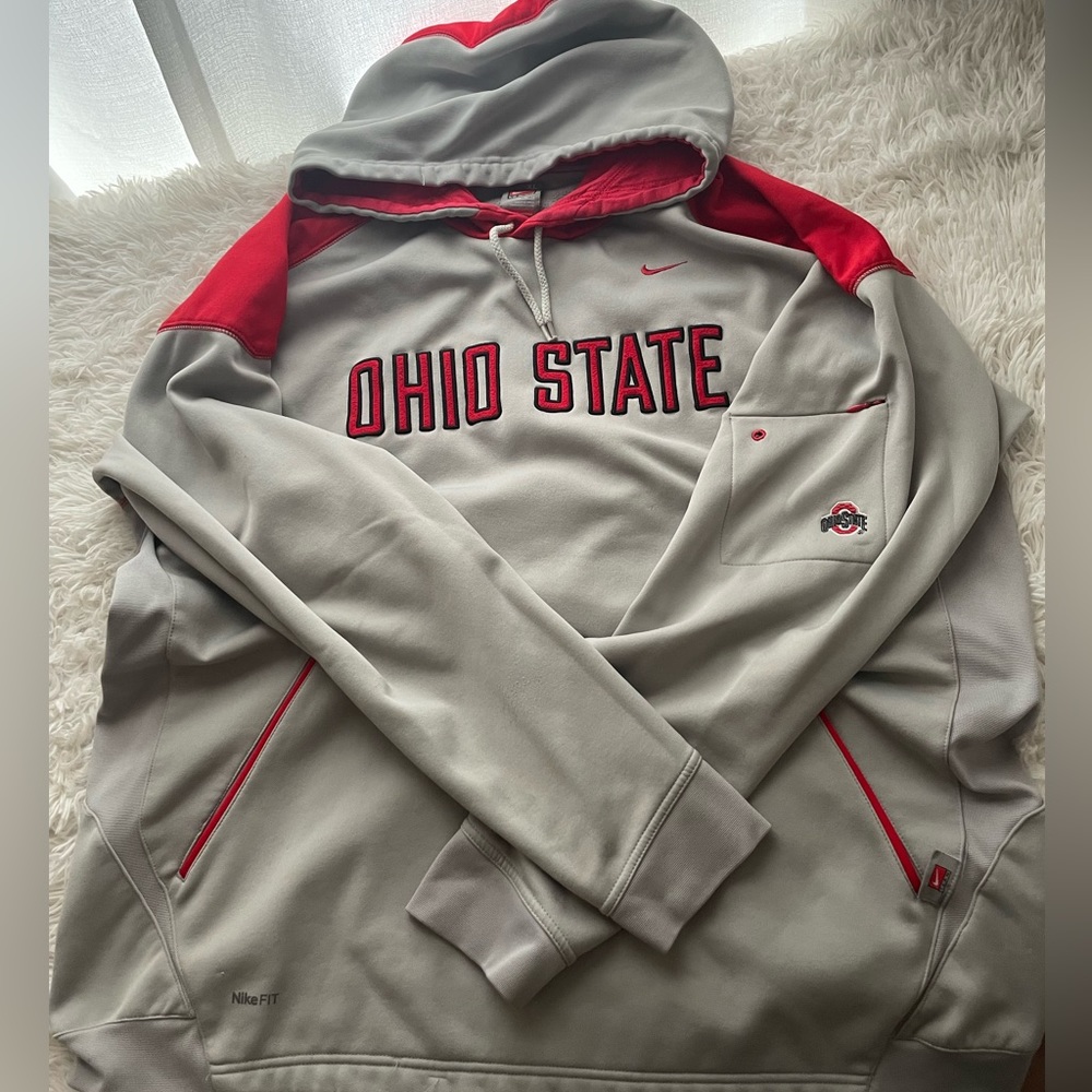 XL Vintage Nike Fit Therma Ohio State Hoodie, scarlet and gray